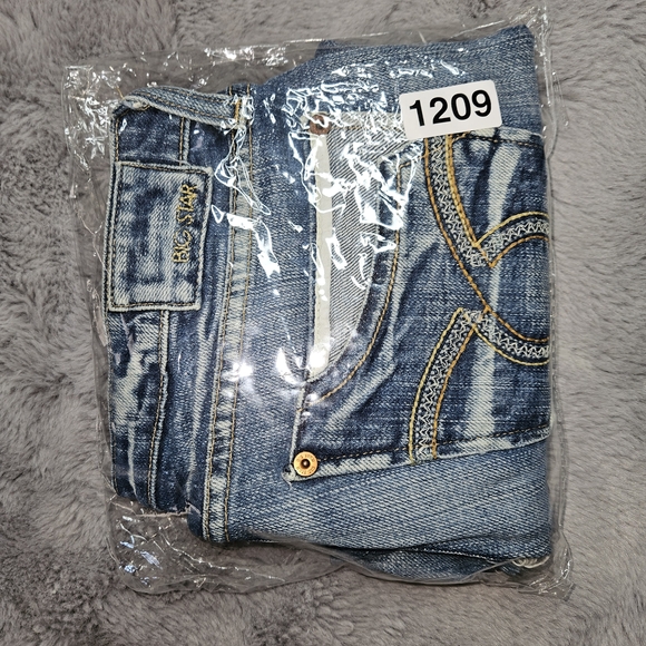 Big Star Women's Denim Shorts Cut Off Jeans in Classic Blue Size 29 - Picture 13 of 13